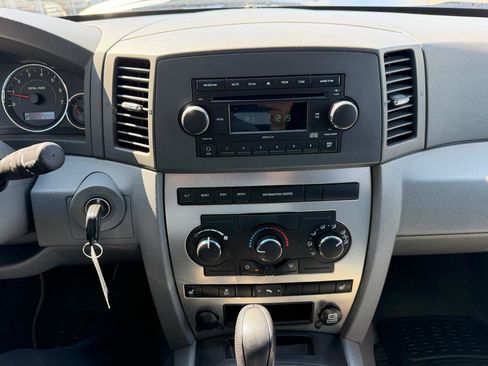 Used 2007 Jeep Grand Cherokee Laredo AWD/4WD image 30