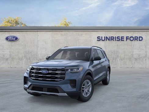 New 2026 Ford Explorer Active image 2