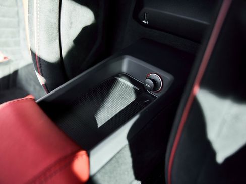 Used 2023 Lamborghini Huracan STO image 65