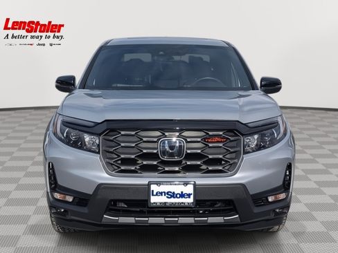 Used 2025 Honda Ridgeline TrailSport image 8