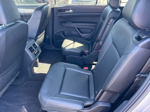 Used 2019 Volkswagen Atlas SE w/ Towing Package AWD/4WD image 24