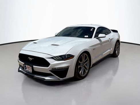 Used 2023 Ford Mustang GT Premium RWD image 3
