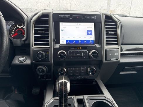 Used 2019 Ford F150 Raptor w/ Equipment Group 802A Luxury image 10