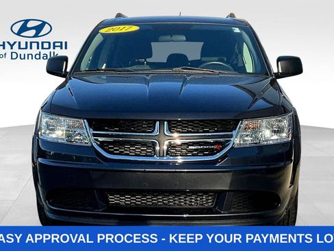 Used 2017 Dodge Journey SE FWD image 2
