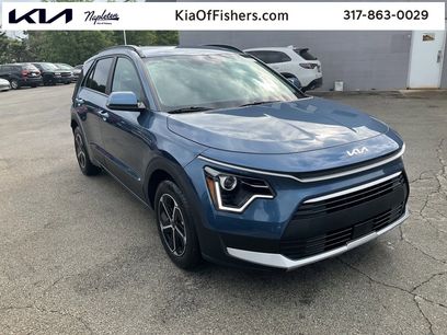 Used 2025 Kia Niro EX
