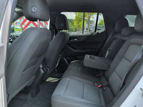 Used 2026 Chevrolet Equinox LT FWD image 16