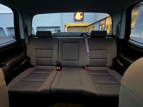 Used 2017 Chevrolet Silverado 2500 LT w/ LT Convenience Package image 4