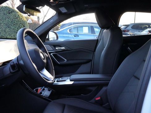 New 2026 BMW X2 xDrive28i w/ Technology Package image 2