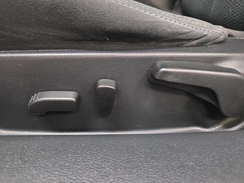 Used 2012 Nissan Altima 3.5 SR image 30