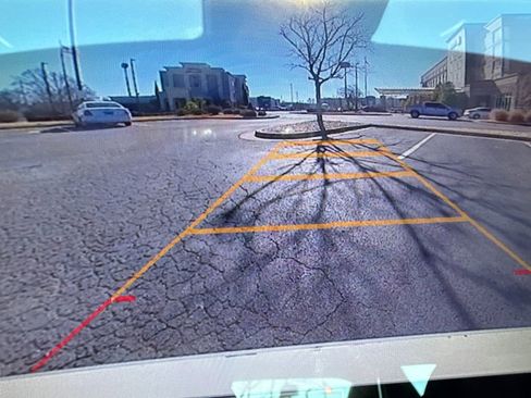 Used 2024 Chevrolet Malibu LT image 29