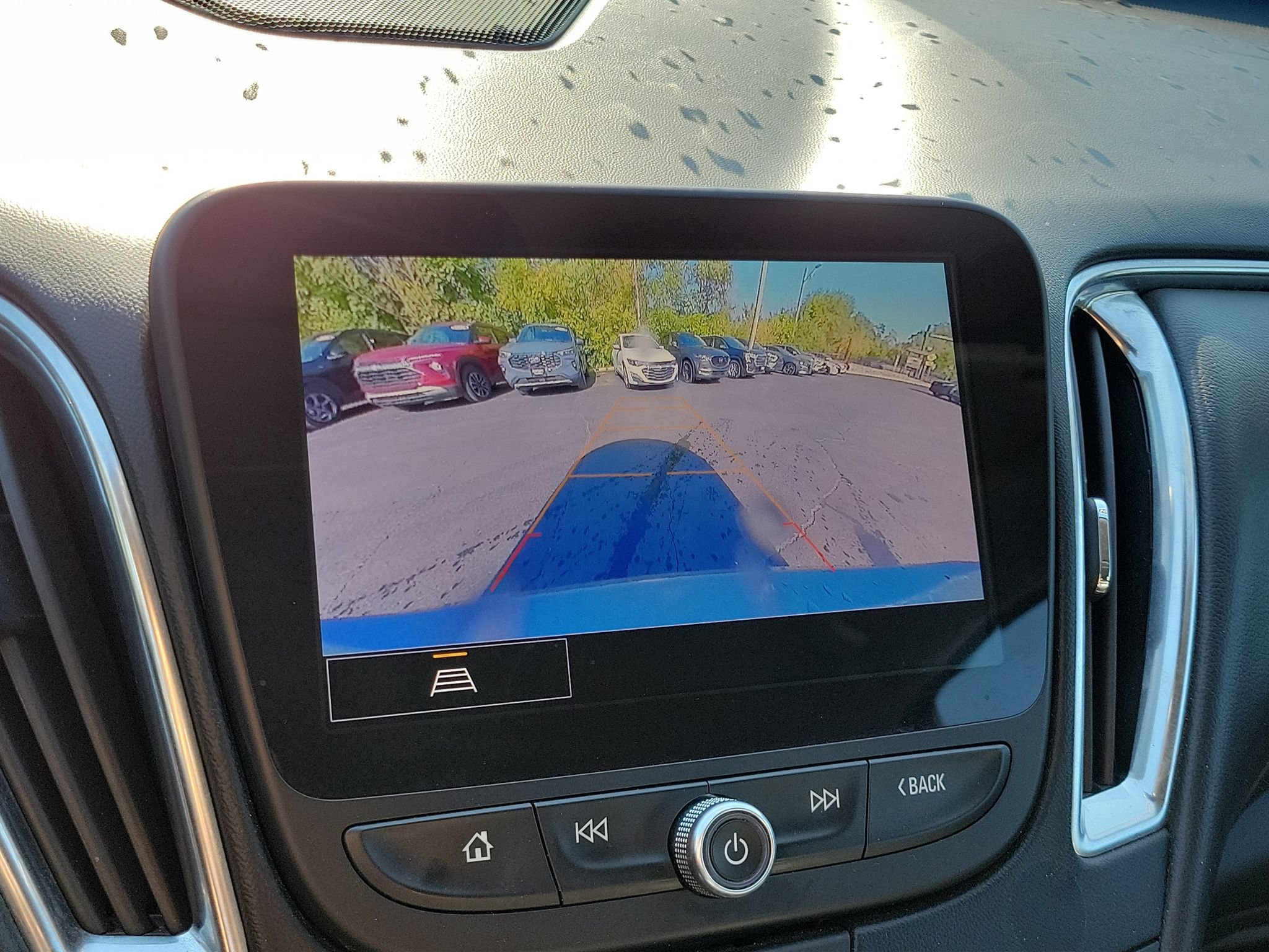 Used 2024 Chevrolet Malibu LT FWD image 19