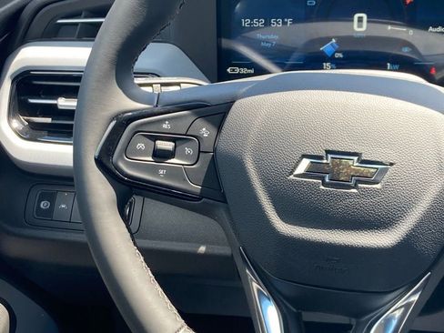 New 2027 Chevrolet Bolt LT w/ Comfort Package FWD image 12