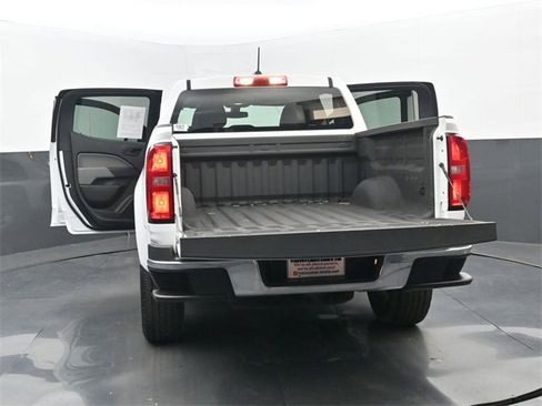 Used 2022 Chevrolet Colorado W/T image 36