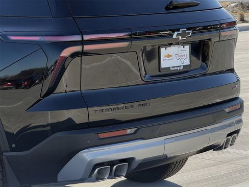 New 2026 Chevrolet Traverse Z71 w/ Enhanced Driving Package image 6