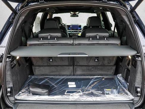 New 2026 BMW X7 xDrive40i image 23