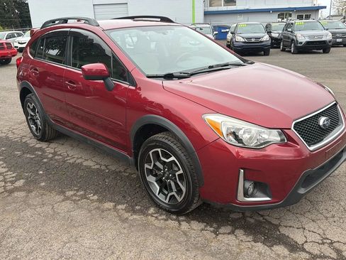 Used 2017 Subaru Crosstrek 2.0i Premium AWD/4WD image 2