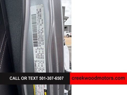 Used 2013 Jeep Wrangler Unlimited Sahara w/ Connectivity Group image 18