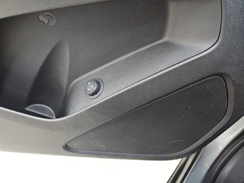 Used 2024 Chevrolet Equinox LT w/ LPO, Floor Liner Package FWD image 28