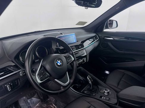 Used 2022 BMW X1 xDrive28i image 9