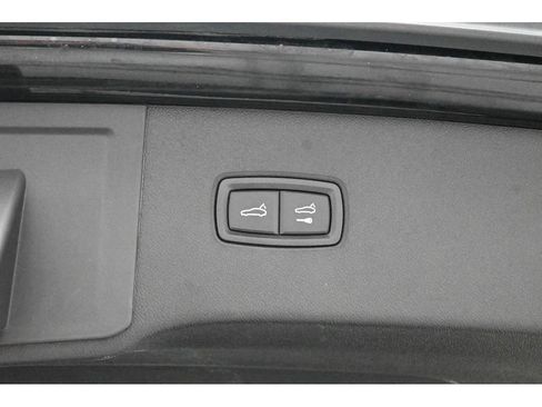 Used 2024 Porsche Cayenne S AWD/4WD image 68