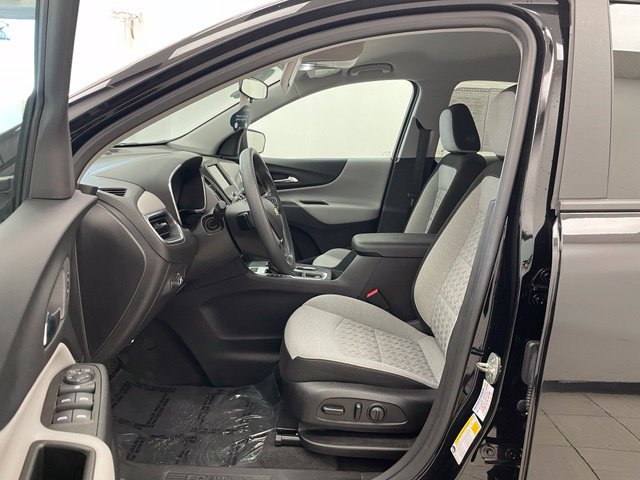 Used 2024 Chevrolet Equinox LS w/ LS Convenience Package AWD/4WD image 13