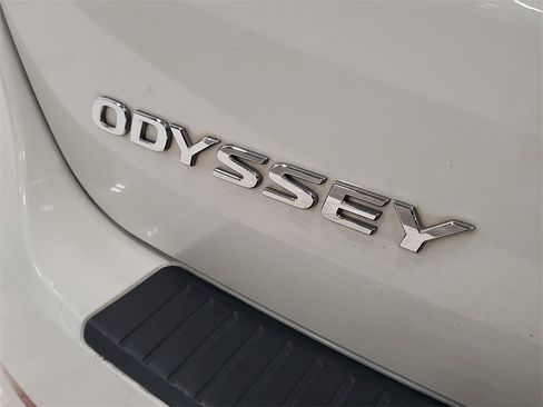 Used 2018 Honda Odyssey Elite image 7