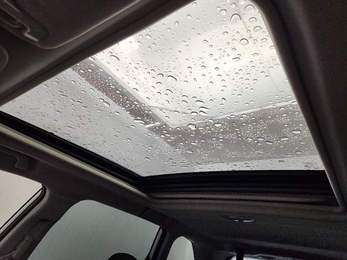 Used 2023 Subaru Forester Sport image 32