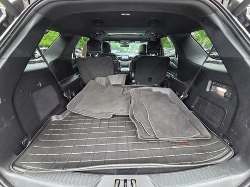 Used 2020 Ford Explorer Limited w/ Class III Trailer Tow Package AWD/4WD image 10