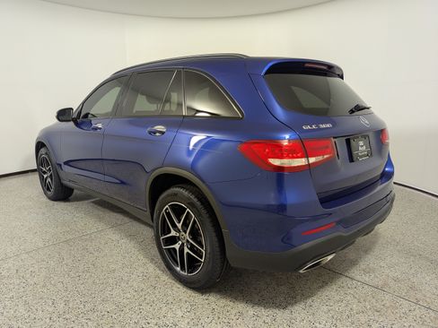 Used 2019 Mercedes-Benz GLC 300 image 5
