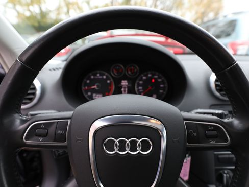 Used 2013 Audi A3 2.0T Premium image 19