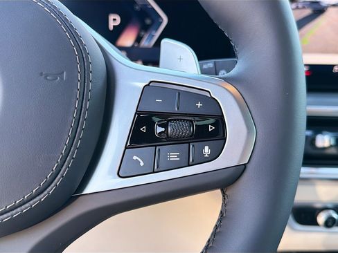 New 2026 BMW X5 xDrive50e image 39