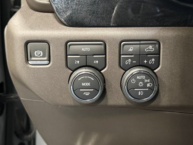 Used 2025 Chevrolet Silverado 1500 LTZ w/ LTZ Premium Package AWD/4WD image 12
