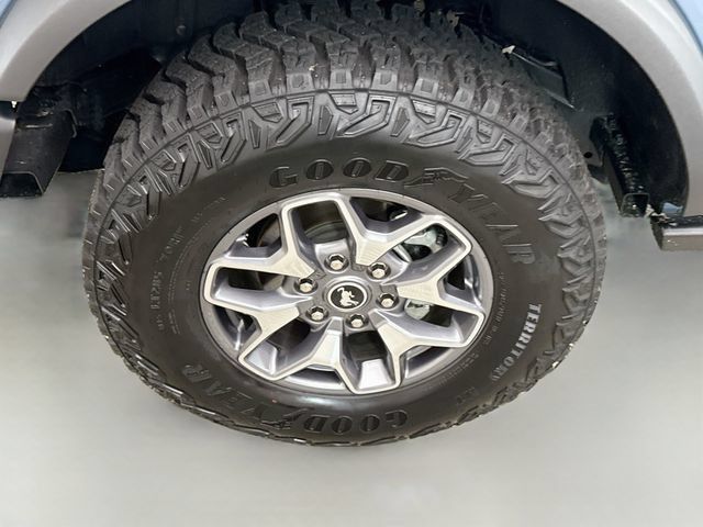 Used 2025 Ford Bronco Badlands AWD/4WD image 32