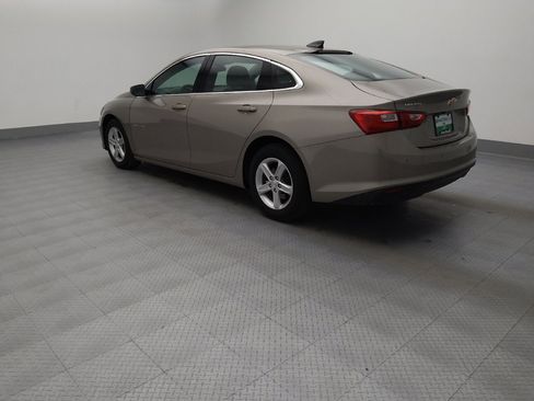 Used 2025 Chevrolet Malibu LS FWD image 3