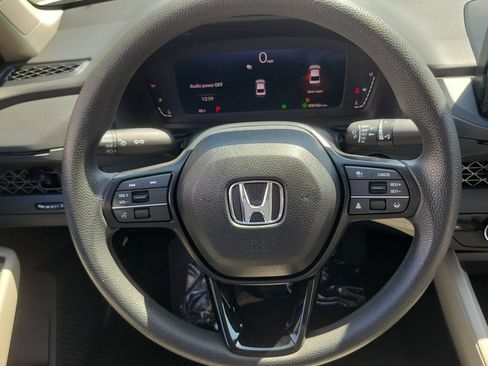 Certified 2025 Honda Accord LX image 22