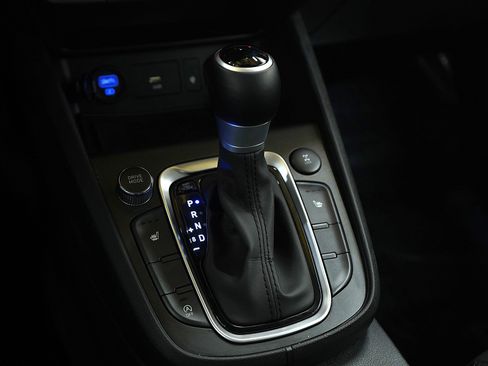 Used 2023 Hyundai Kona SEL w/ Convenience Package image 23