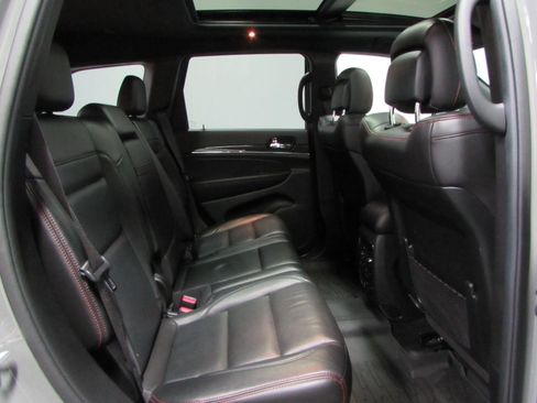 Used 2021 Jeep Grand Cherokee Trailhawk w/ Trailhawk Luxury Group AWD/4WD image 19