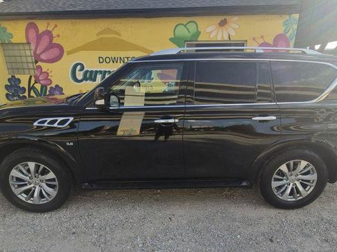 Used 2017 INFINITI QX80 2WD image 2