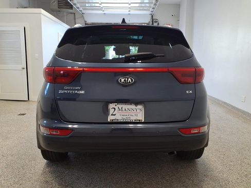 Used 2017 Kia Sportage EX w/ EX Technology Package AWD/4WD image 5