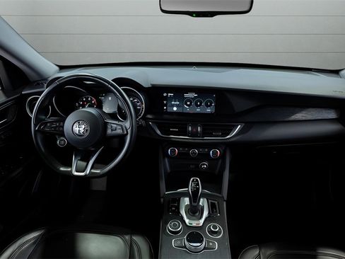 Used 2021 Alfa Romeo Stelvio Sprint w/ Nero Edizione image 44