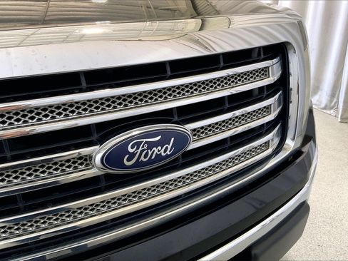 Used 2014 Ford F150 Lariat w/ Equipment Group 502A Luxury image 7