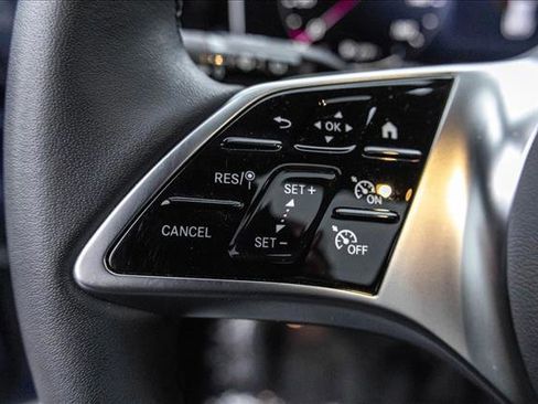 Certified 2025 Mercedes-Benz GLC 300 4MATIC image 14