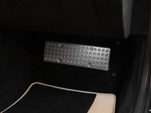 Certified 2024 Ferrari Roma image 29