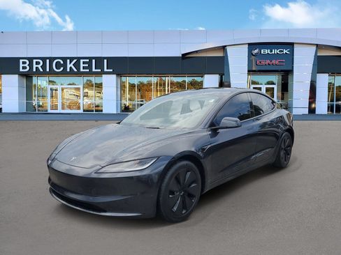 Used 2024 Tesla Model 3 Standard Range RWD image 1
