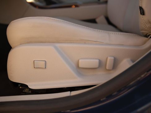 Used 2009 Cadillac CTS 3.6 AWD image 15