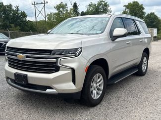 Used 2023 Chevrolet Tahoe LT w/ Luxury Package AWD/4WD video 3