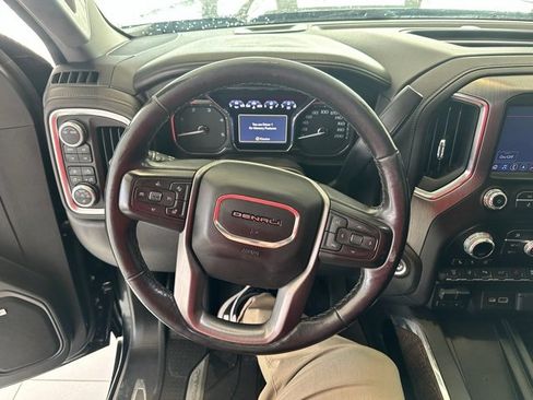 Used 2022 GMC Sierra 2500 Denali image 14