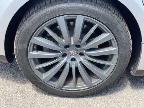 Used 2017 Maserati Ghibli RWD image 7