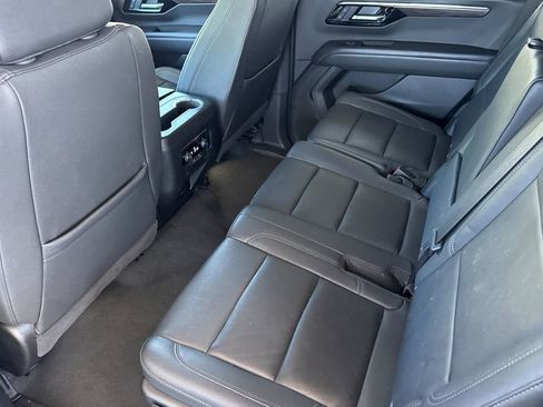 Used 2025 Chevrolet Tahoe LT image 6