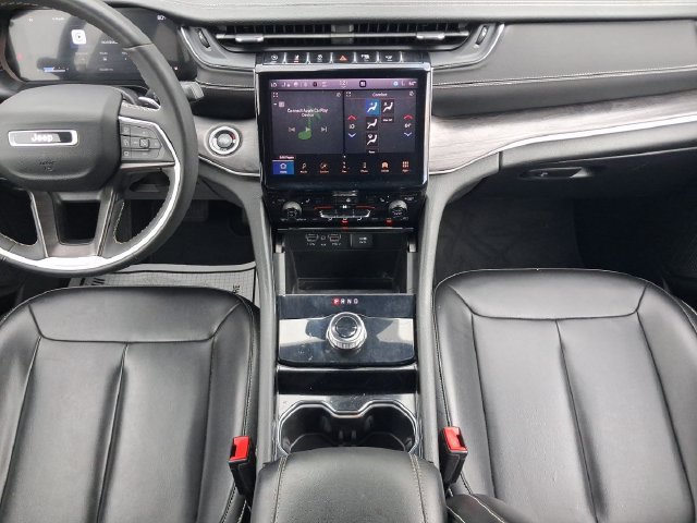Used 2023 Jeep Grand Cherokee L Limited RWD image 25
